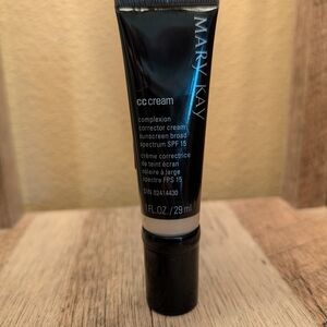Mary Kay CC Cream - Black Tube